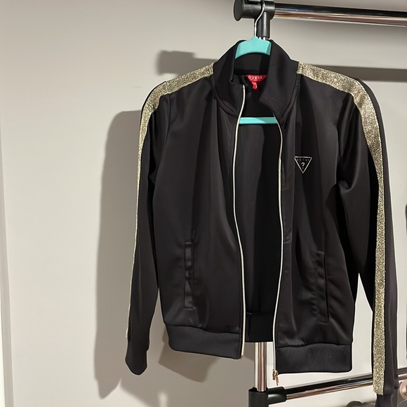 Black and gold track suit - Picture 2 of 4